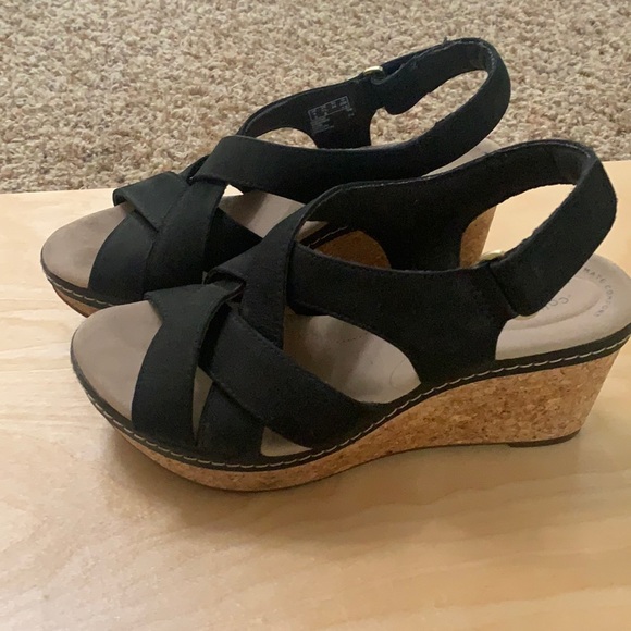 Clarks Shoes - Clark’s Annadel Wedge Sandal, Size 7.5